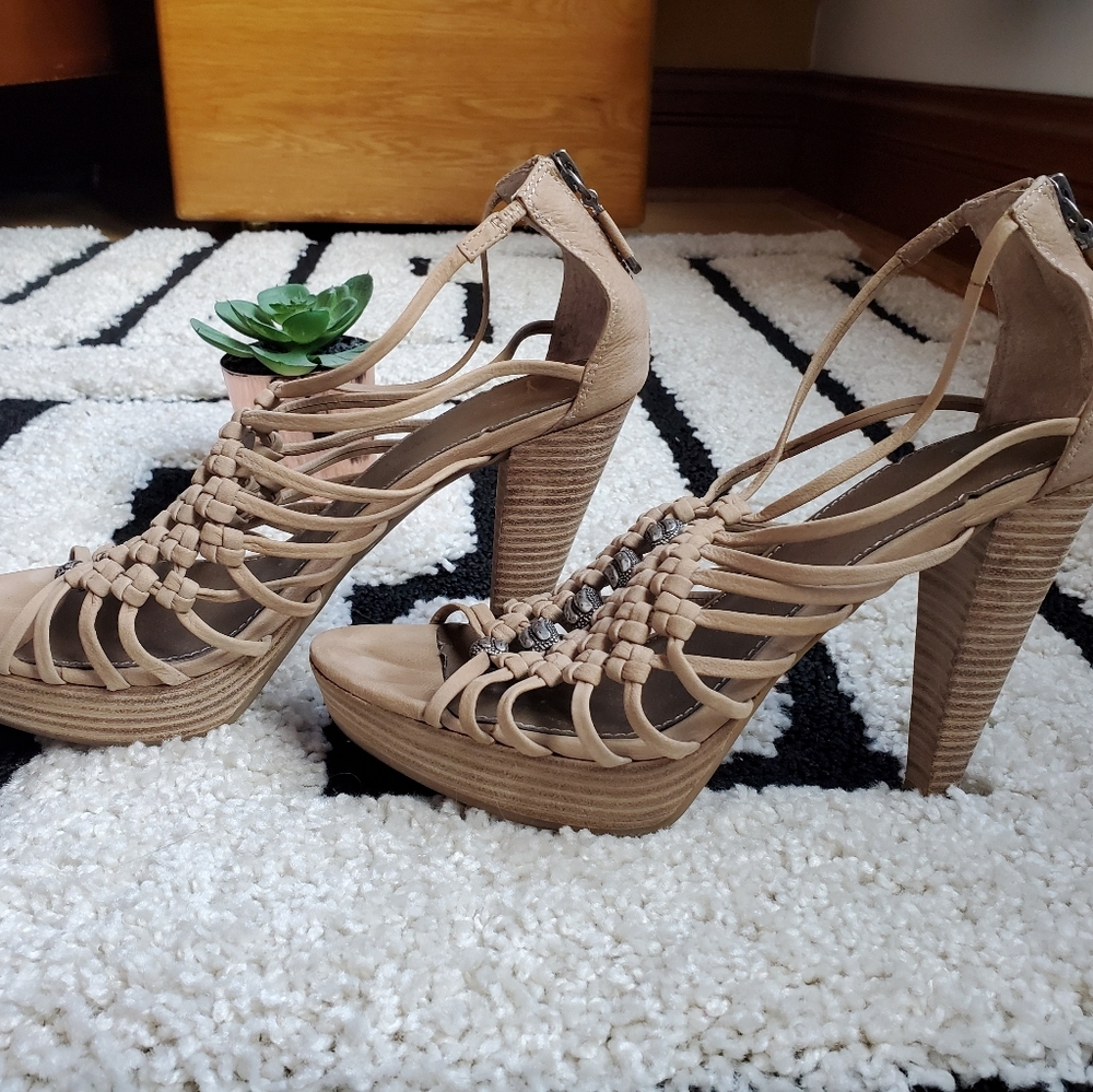 B Makowsky woven platform sandals - Picture 5 of 11